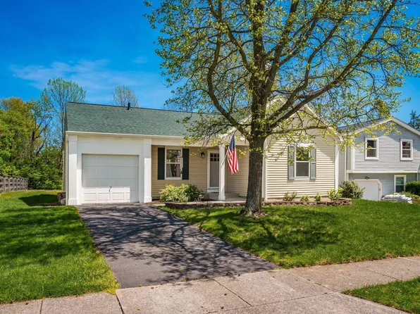 8280 Waco Ln, Powell, OH 43065