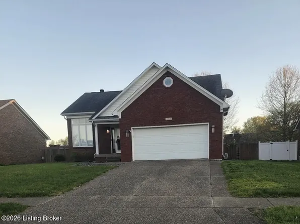 5902 Briscoe Ln, Louisville, KY 40228