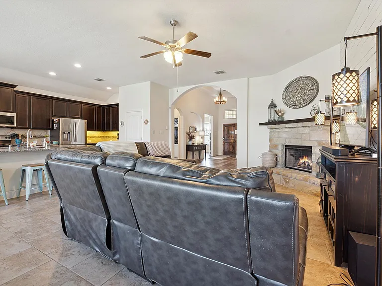 1614 Sun Canyon Blvd — Photo 23