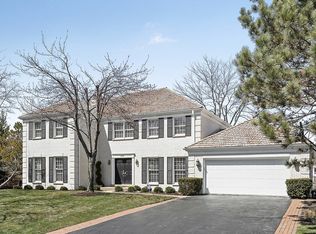 2312 Iroquois Dr, Glenview, IL