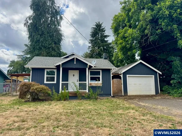 1551 SW Ellis St #1, Dallas, OR 97338