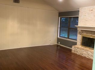 3004 Crystal Cir, Taylor, TX 76574