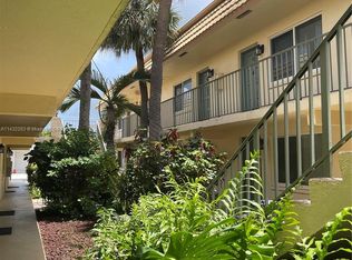 2300 SE 2nd St APT 21, Pompano Beach, FL 33062