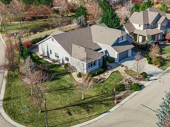 2nd image of 12309 S Carriage Hill Way
