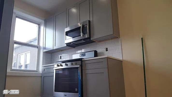 Rented by Citi Habitats | media 16