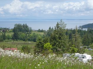 135 Clearview Ln, Sequim, WA 98382