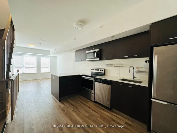 2100 Bridletowne Cir #320, Toronto, ON M1W 0A6