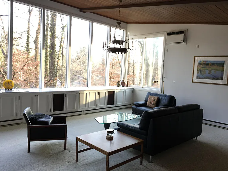 6305 Walhonding Rd — Photo 1