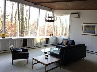 6305 Walhonding Rd, Bethesda, MD 20816