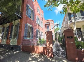 731 Esplanade Ave