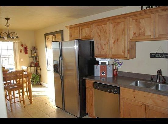 3rd image of 1165 N 220 W Unit 139