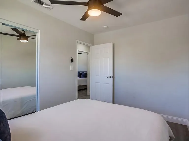5013 Conrad Ave — Photo 38