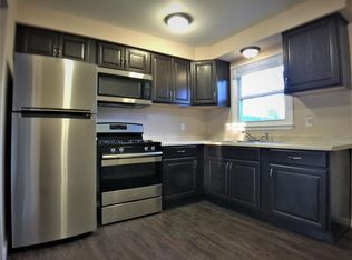 215 S Rosemary St, Lansing, MI 48917