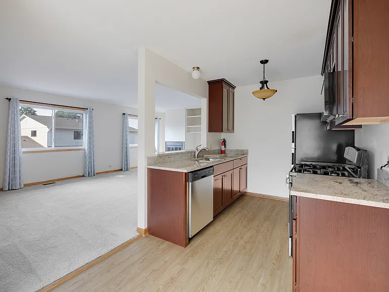 717 Whitesail Dr #717 — Photo 6
