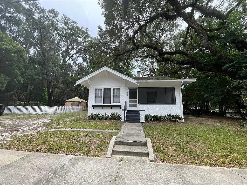 3 bed, 2.0 bath, 1528 sqft, $1,975 — Photo 1