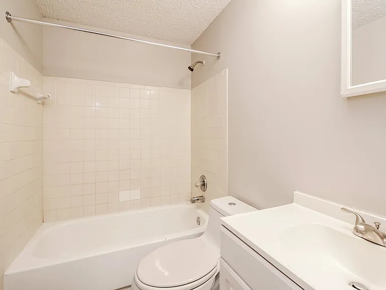8244 Yolanda Ct — Photo 14