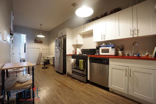 Rented by Rennit Inc. | media 49