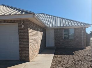 703 Avenue C S #A, Farwell, TX 79325