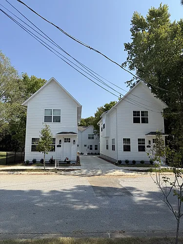 1326 Van Buren Ave Photo 1
