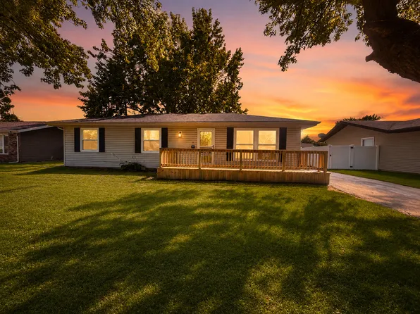 11 Bonds Dr, Bourbonnais, IL 60914