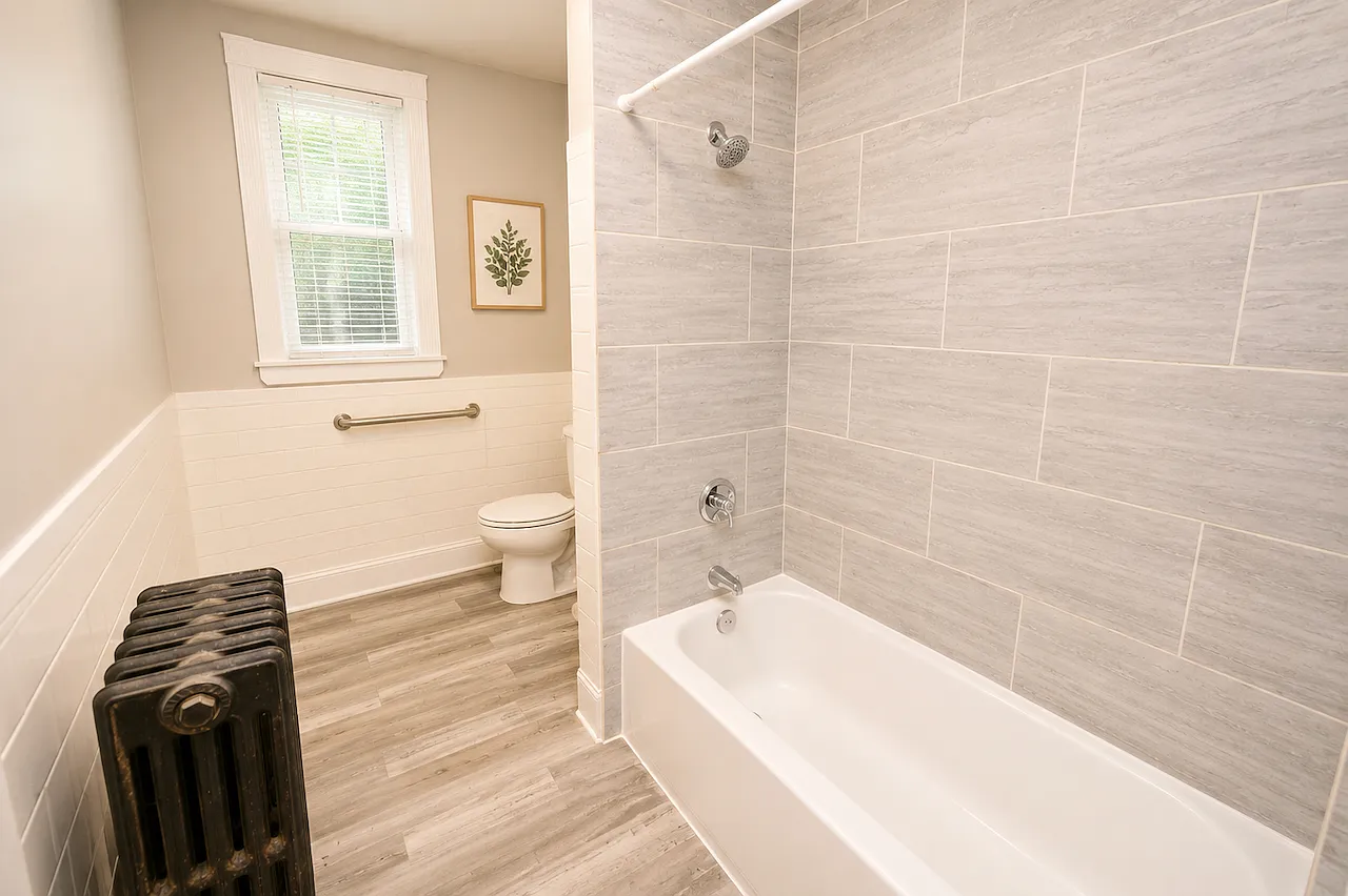 4 bed, 1.5 bath, 1480 sqft, $3,500 — Photo 4