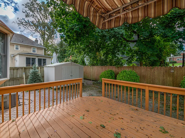 8 Davenport St #1 — Photo 15