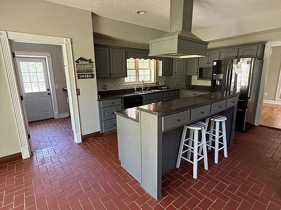 5th image of 558 Gene Bland Rd