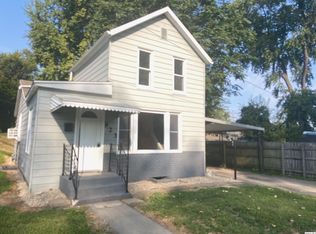 923 N 7th St, Quincy, IL 62301