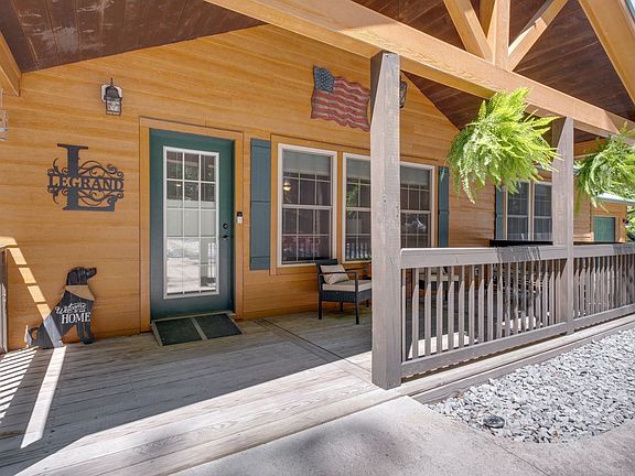 3rd image of 2614 Distillery Rd