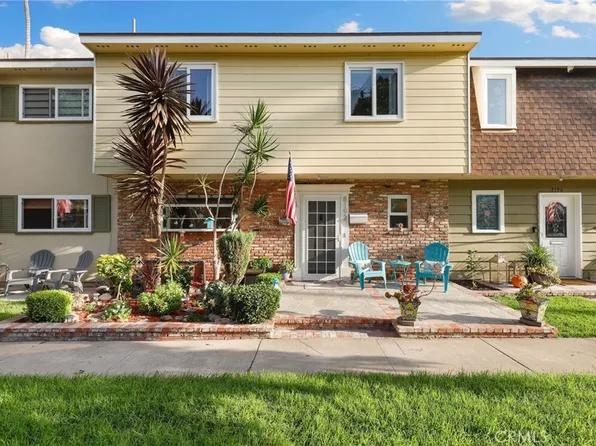 8192 Woolburn Dr, Huntington Beach, CA 92646