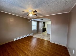 1011 1/2 S 8th St, Yakima, WA 98901