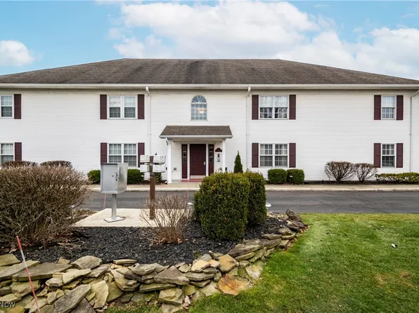 120 Talsman Dr #A3, Canfield, OH 44406