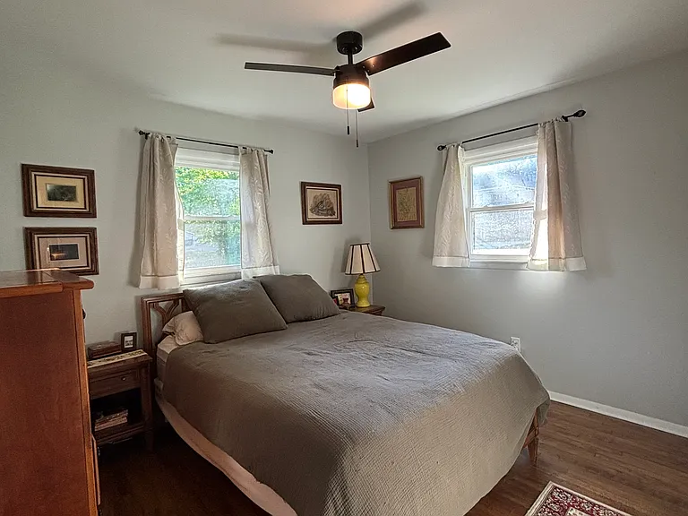 380 Ruth St — Photo 10