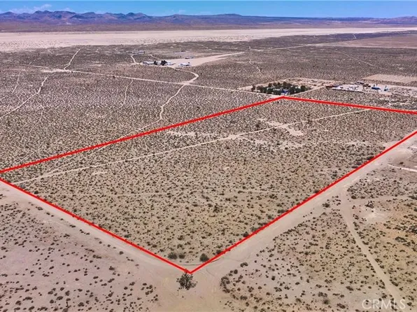 2024 Bella Vista Dr, Adelanto, CA 92301