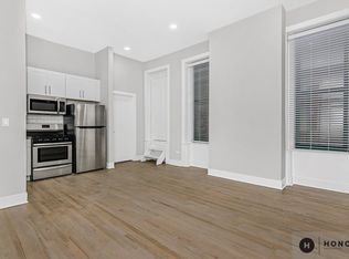 50 East Chicago, Chicago, IL 60611