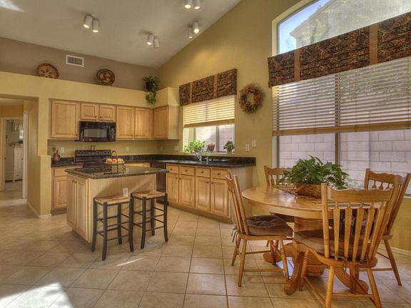 2nd image of 4223 E Spur Dr