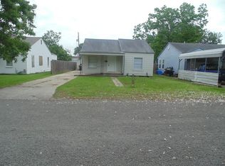 3738 Kinard Ave, Groves, TX 77619