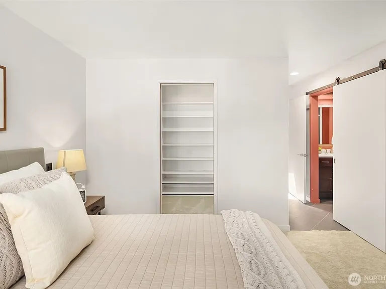 1234 Taylor Ave N #4 — Photo 22