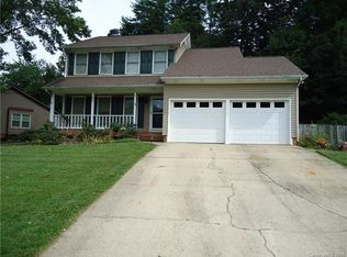 28 Marlwood Ct, Asheville, NC 28804