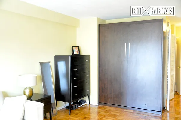 Rented by Citi Habitats | media 16