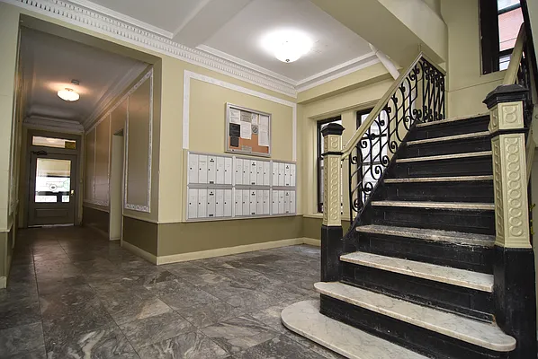 Rented by Building Equity Real Estate LLC | media 7