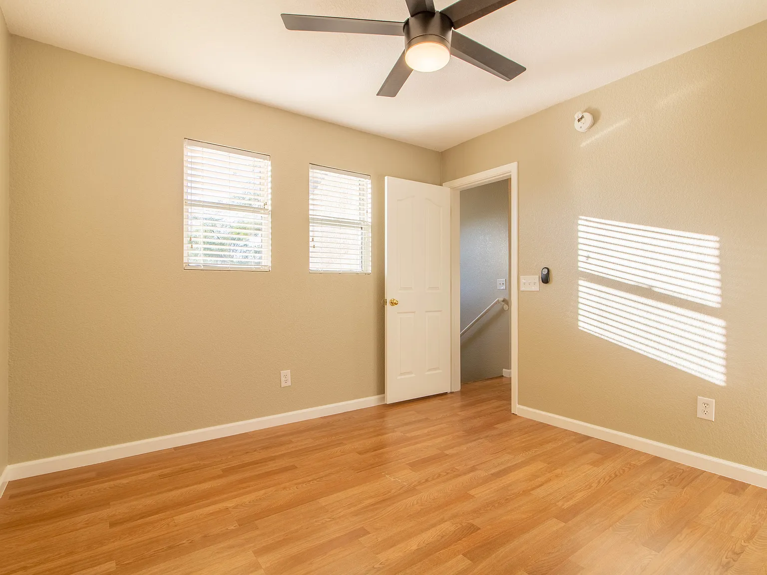 3 bed, 1212 sqft, $1,450 — Photo 4