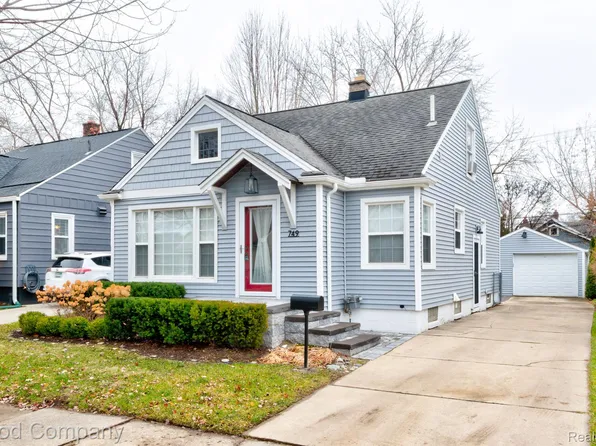 749 Princeton Rd, Berkley, MI 48072