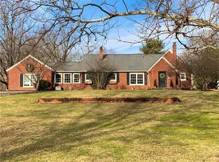 835 Park Dr, Fortville, IN