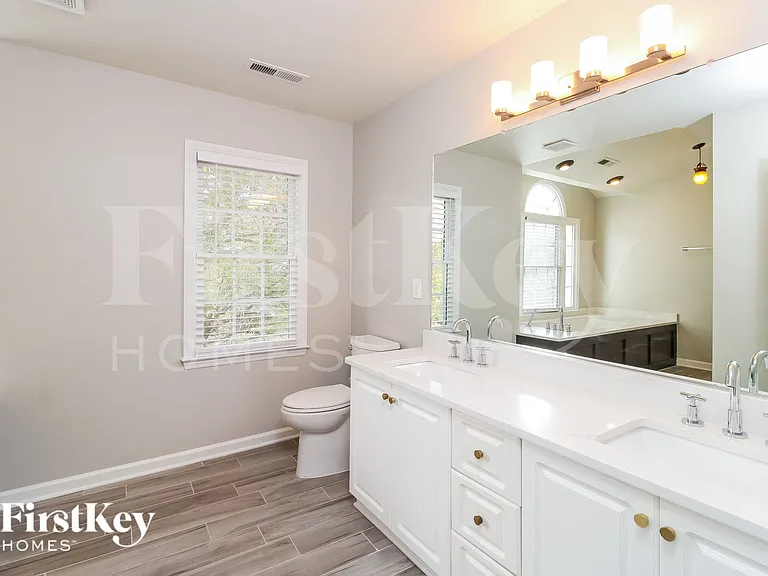 317 Natalie Dr — Photo 10