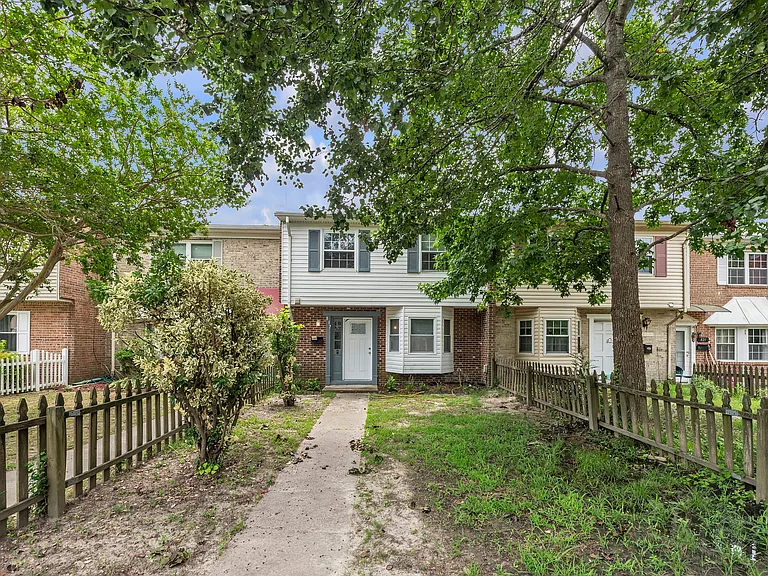 817 Biltmore Dr — Photo 37