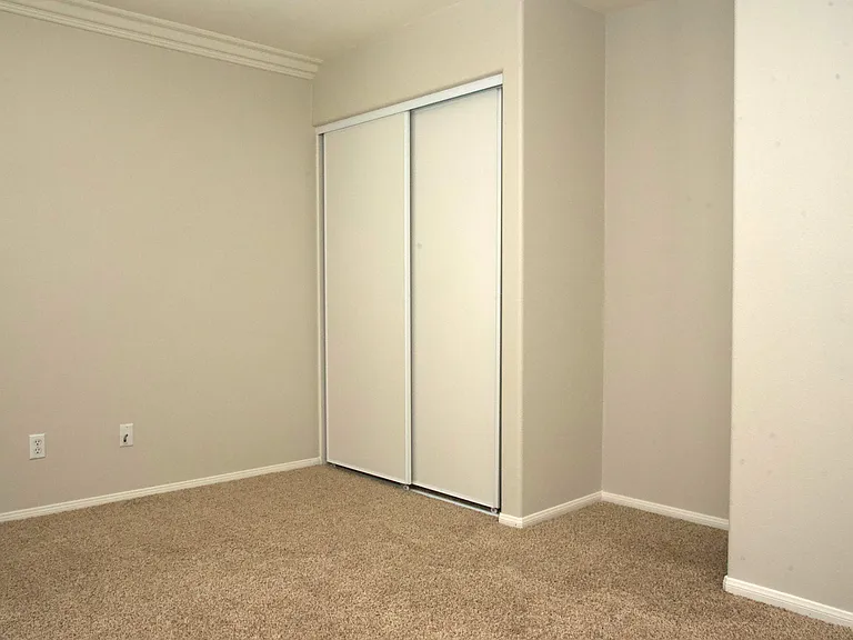 45349 Escalon St — Photo 18
