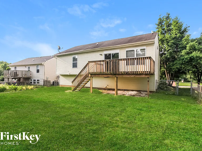 7386 Sterling Springs Way — Photo 15