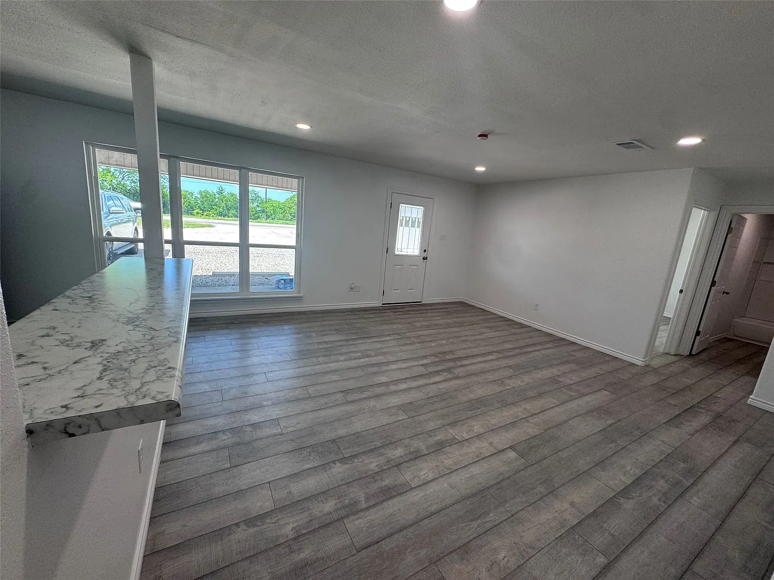 2 bed, 1.5 bath, 960 sqft, $1,450 — Photo 1