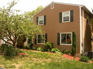 227 Parkridge Dr, Perkasie, PA 18944
